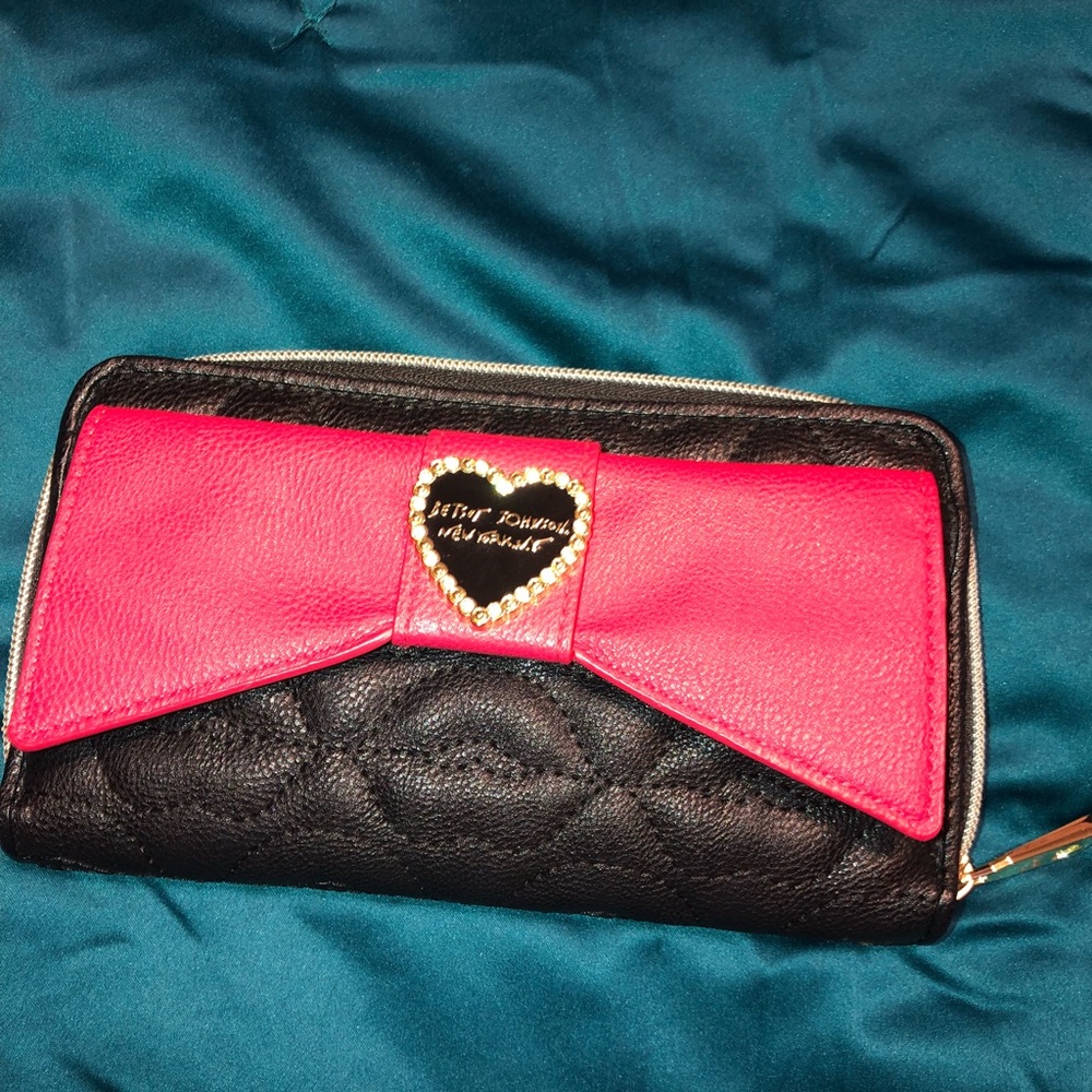 Wallet - Picture 2 of 4